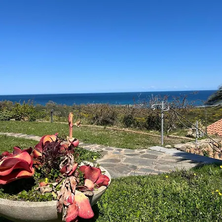 Сasa de vacaciones Cozy With Panoramic Sea View
